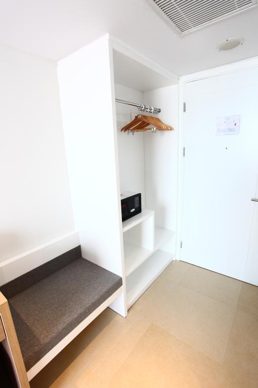 Swiss-Belinn Simatupang Jakarta Zimmer foto