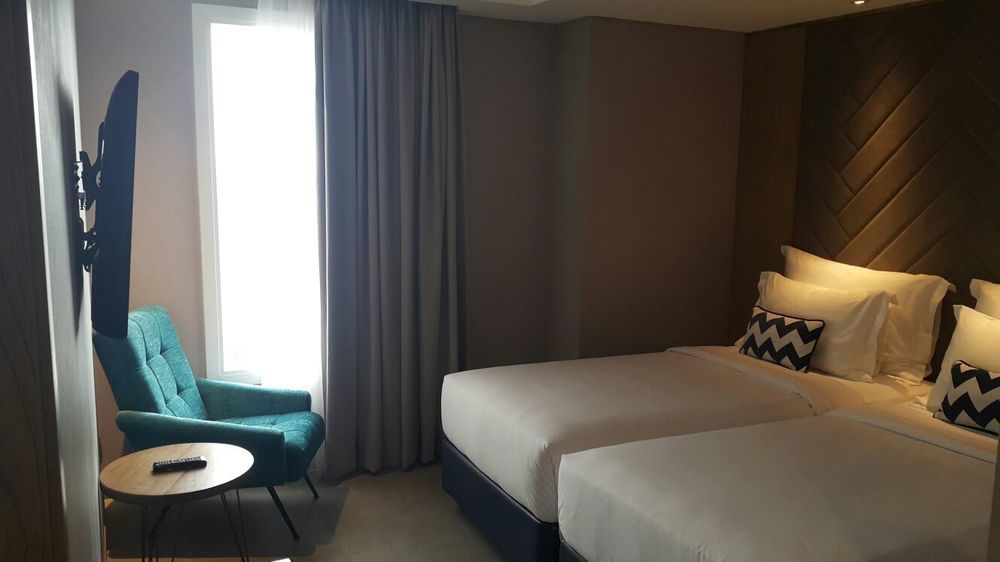 Swiss-Belinn Simatupang Jakarta Exterior foto
