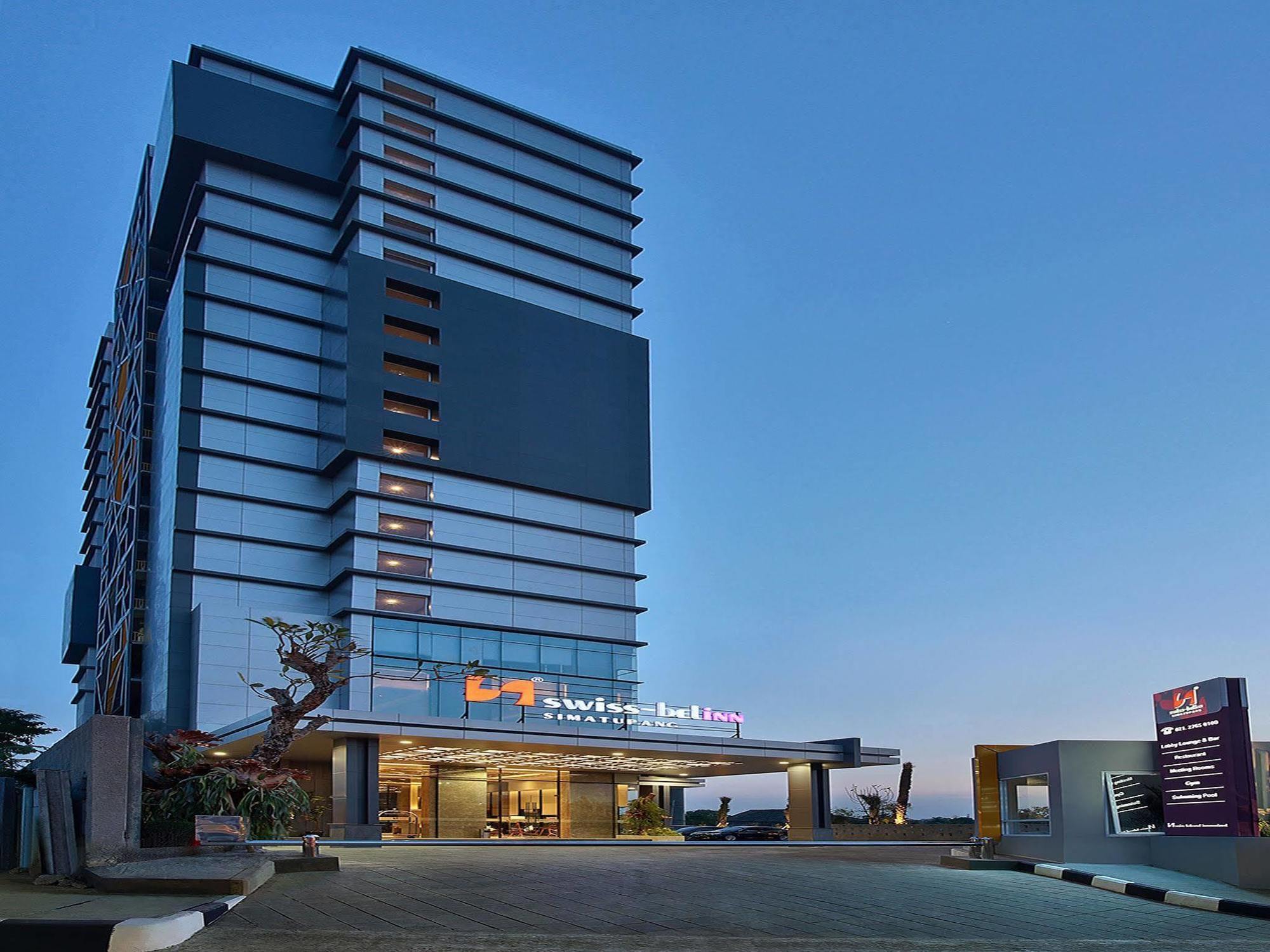 Swiss-Belinn Simatupang Jakarta Exterior foto